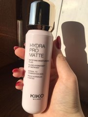 Увлажняющий матирующий флюид для лица Kiko Milano Hydra Pro Matte Moisturising Fluid