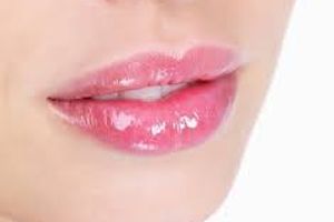 Корекція форми губ за допомогою макіяжу: збільшити губи без ін'єкцій!
