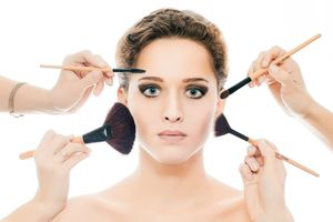 Ошибки макияжа и как их правильно избежать: всё это - в материале от Wobs!