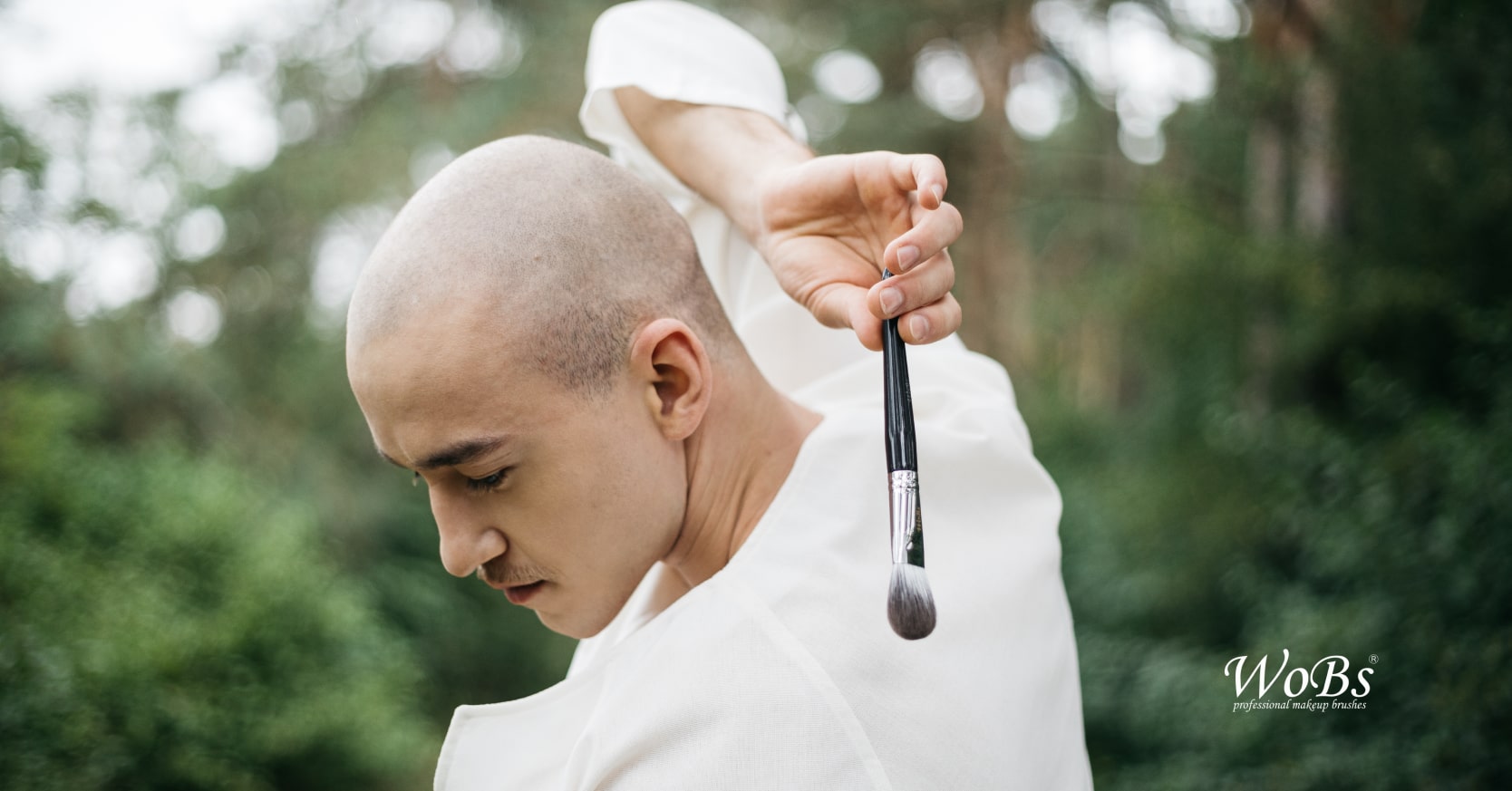 Купить профессиональные кисточки для макияжа wobs