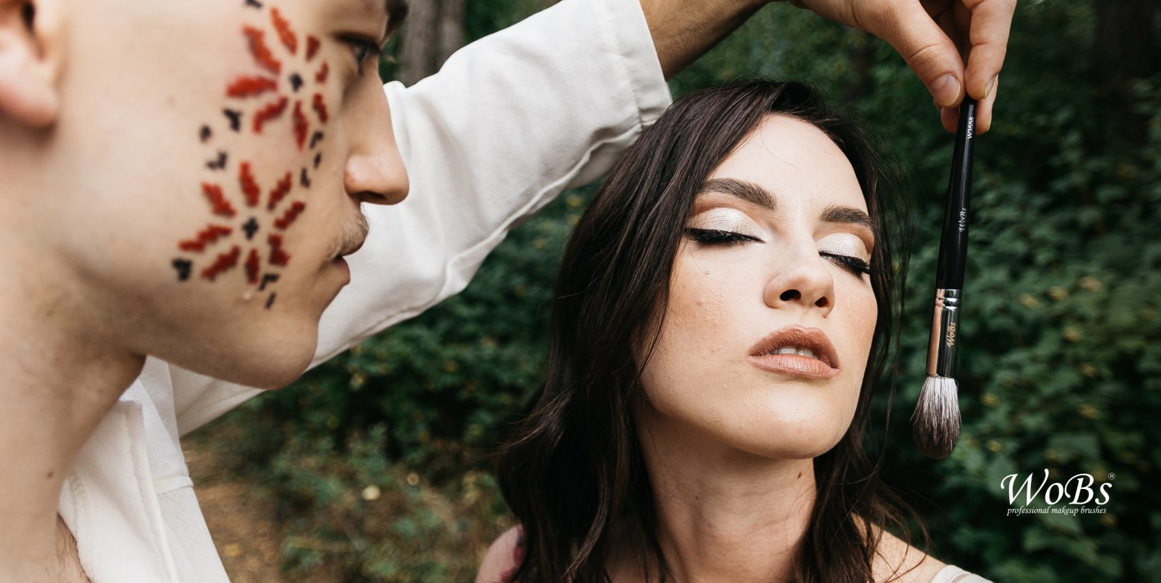 Профессиональные кисти для макияжа Вобс