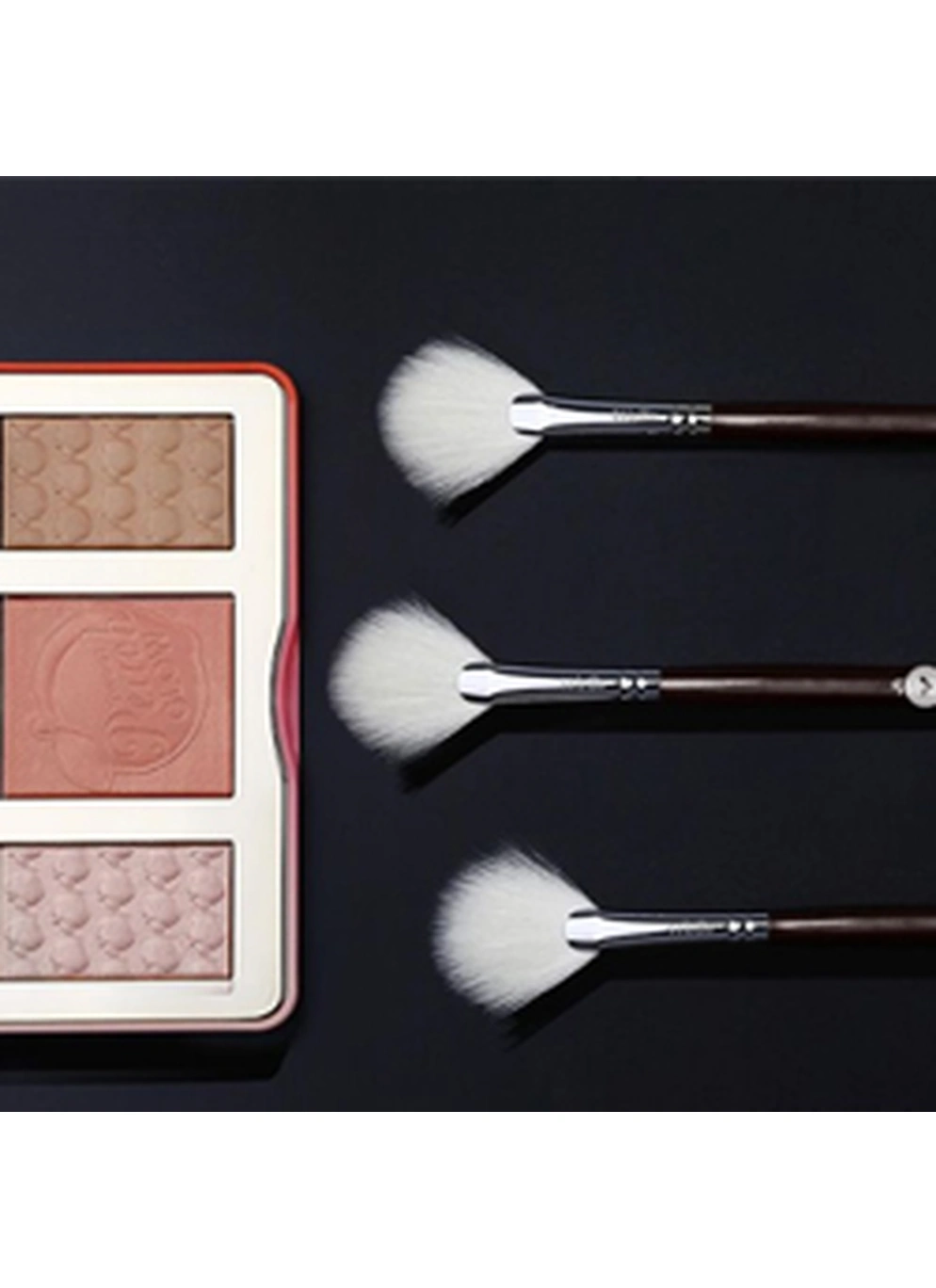 Кисть для нанесення тіней та хайлайтеров W3509 ворс кози