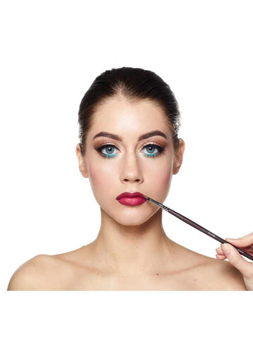 Кисть для губ W3226 синтетика