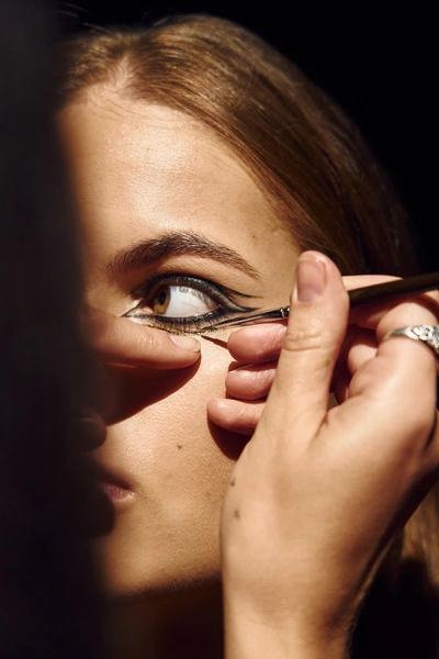 Кампейн "Made by WoBs" з гримером Роксоланою Ковалюк