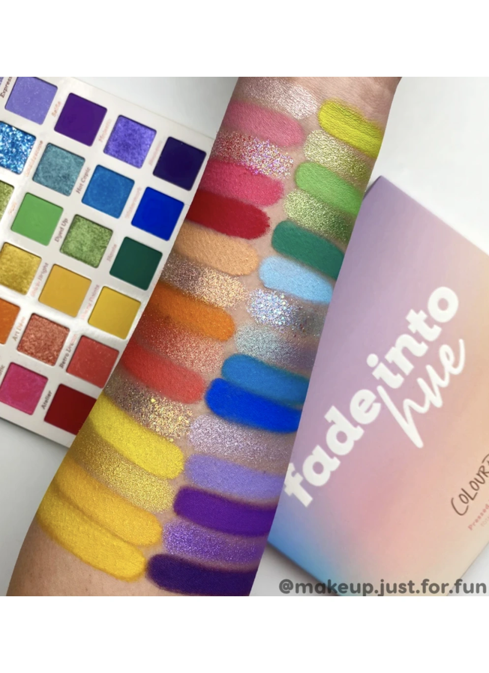 Чарівна палетка тіней Colourpop Fade Into Hue Shadow Palette