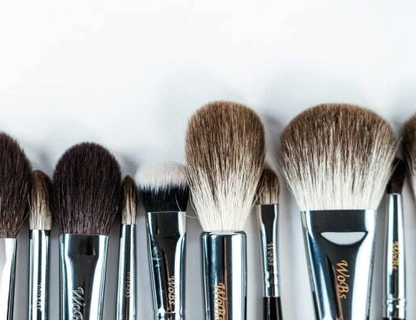 Как самостоятельно собрать оптимальный набор кисточек для повседневного макияжа? Советы от WoBs