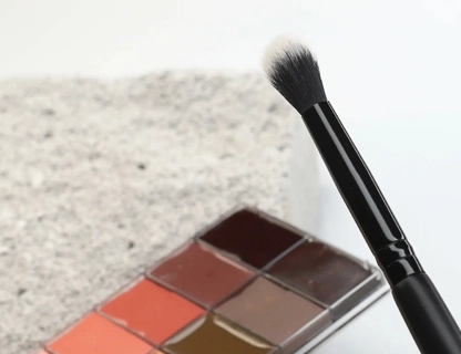 Как безупречно наносить консилер и какие кисти для макияжа нужны? – Wobs