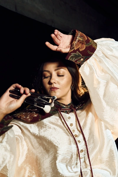 Кампейн "Made by WoBs" з гримером Роксоланою Ковалюк