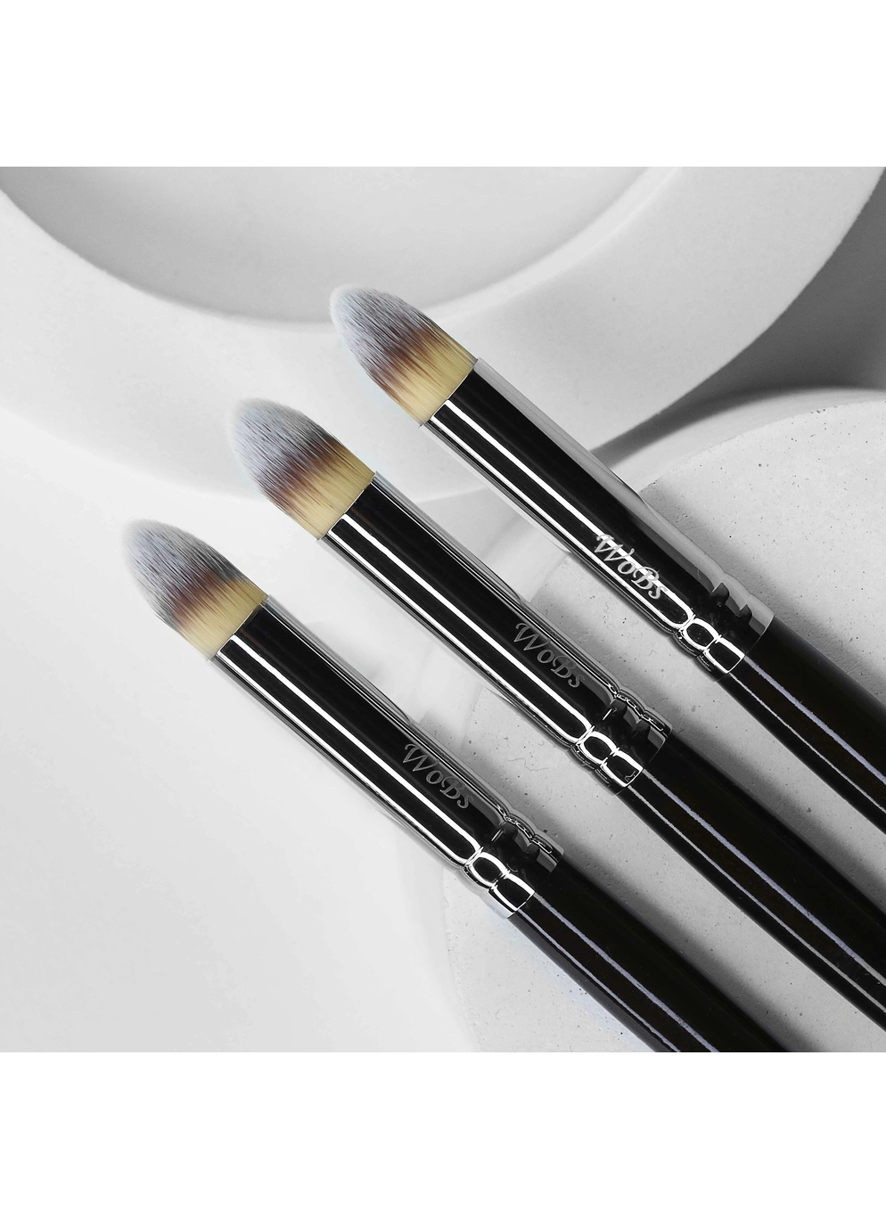 Кисть для нанесення консилера та коректора W3035 кругла, синтетика