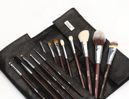 Действительно ли набор кистей для макияжа – всегда желанный подарок для женщины на 8 марта?