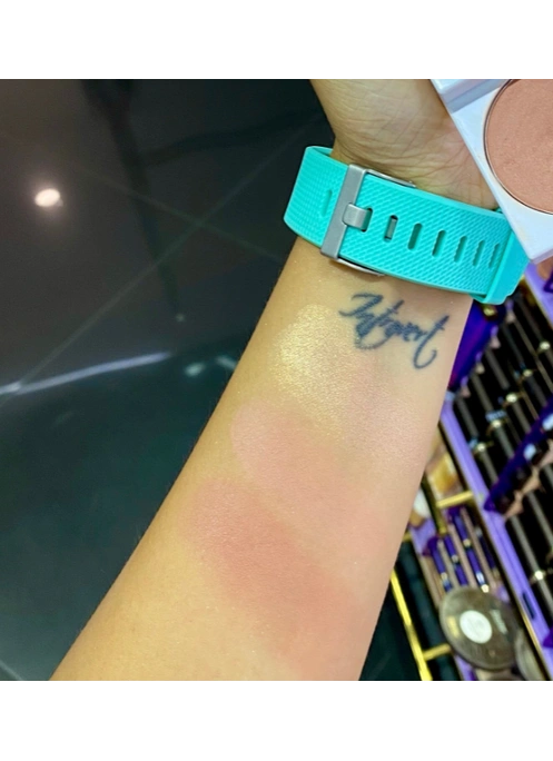 Набор для лица Tarte Blush Authority - rose gold compact