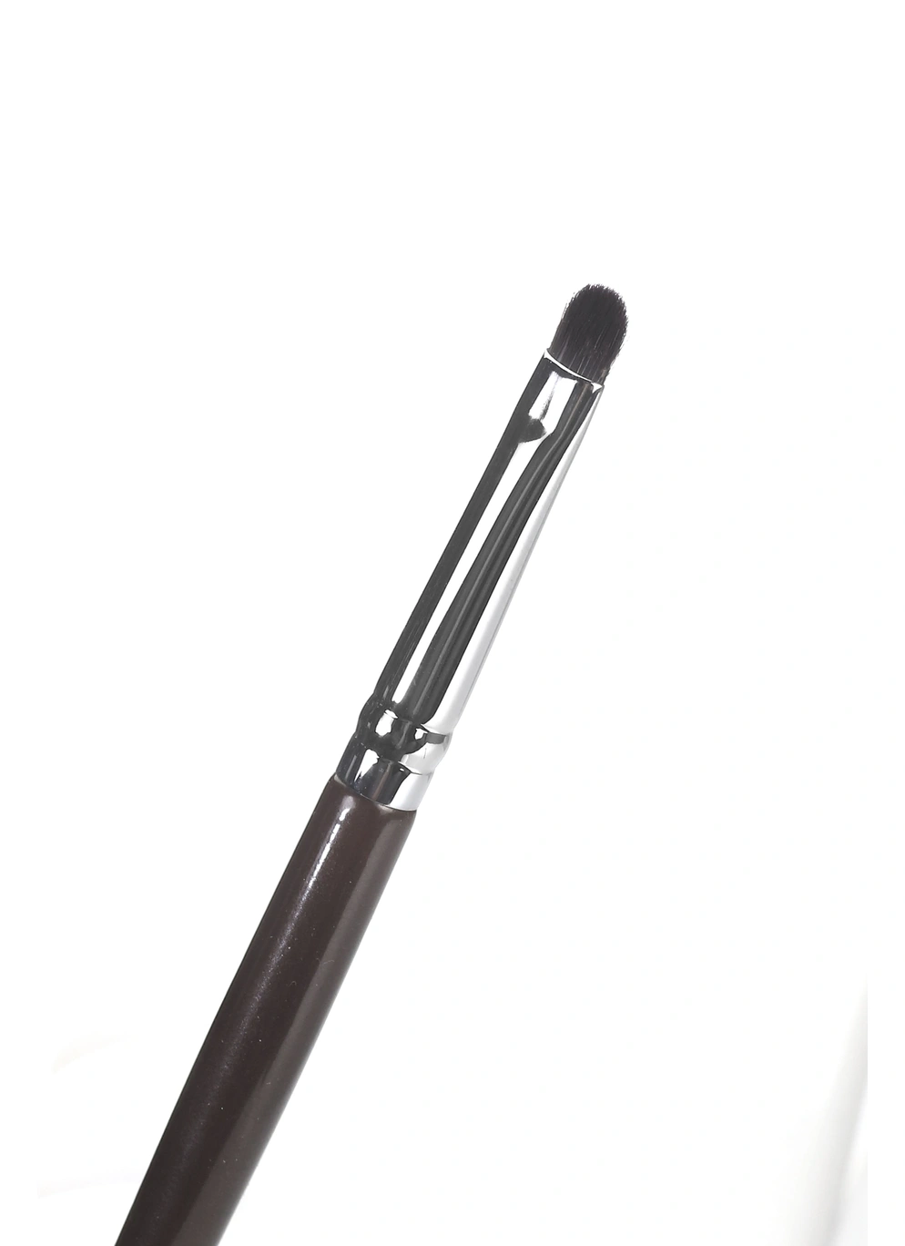 W3140 Кисть для нанесения теней, консилера, корректора WoBa синтетика