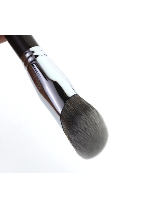 Кисть для нанесения тона и корректоров W3249 WoBs синтетика