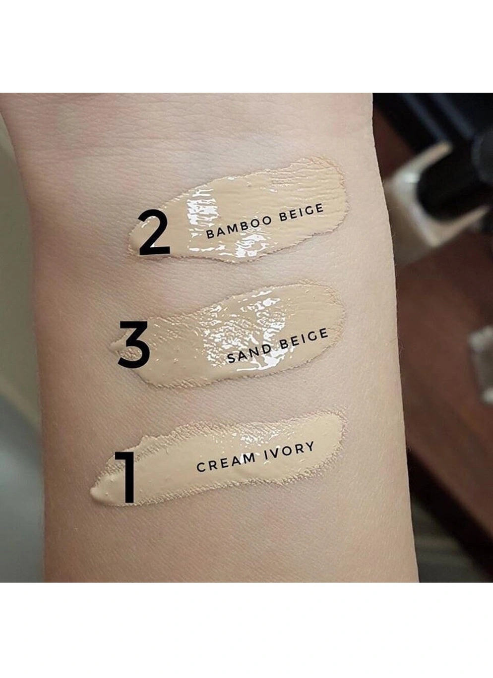 Стійка тональна основа Velvet liquid foundation Mark Wirlen (Sand beige)