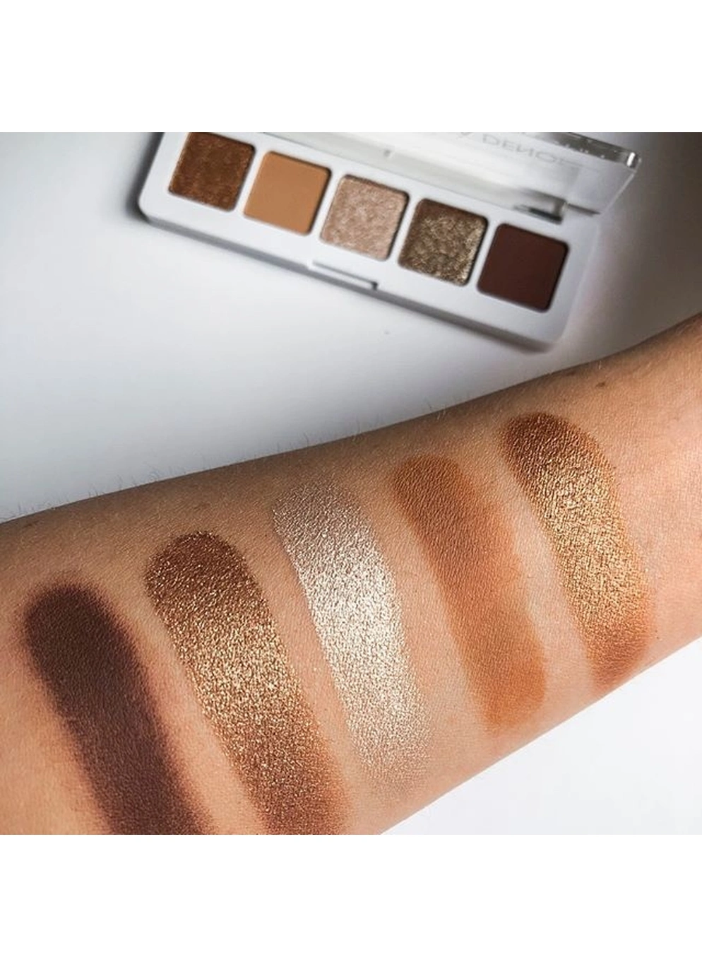 Мини-палетка теней natasha denona mini nude eyeshadow palette