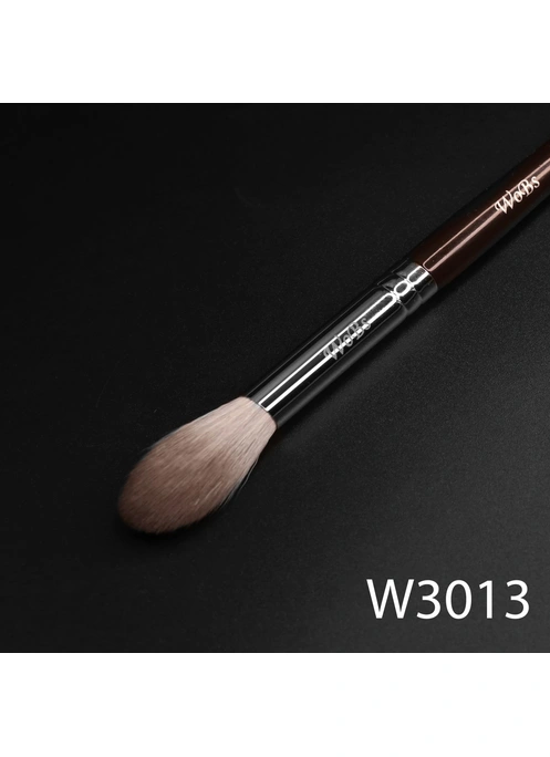 Кисть для румян и хайлатера W3013 из синтетики