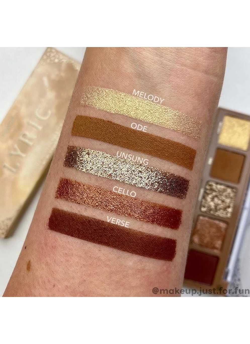 Палитра теней Colourpop Lyric Shadow Palette