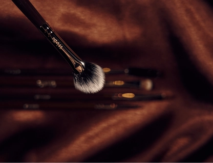 Художник по гриму, визажист и гример – каждый сможет найти профессиональные кисточки для макияжа от производителя Вобс с легкостью
